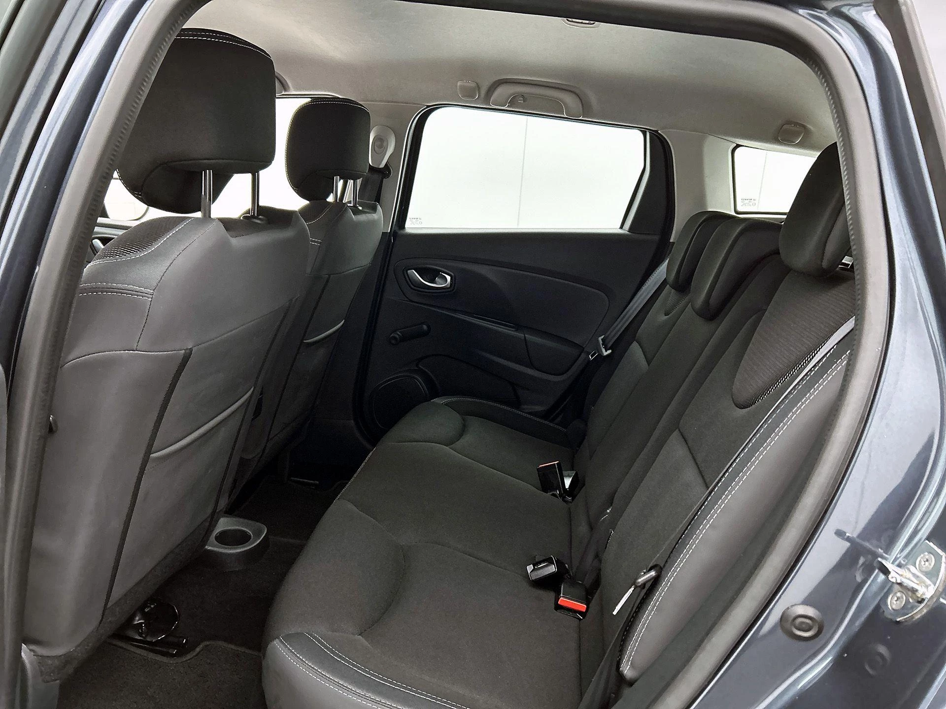 Renault-Clio-image-25