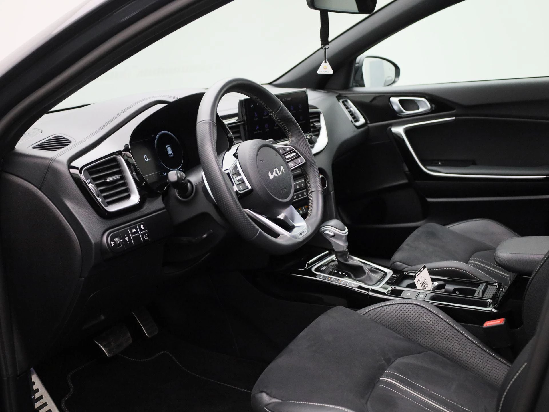 Kia-Ceed Sportswagon-image-3