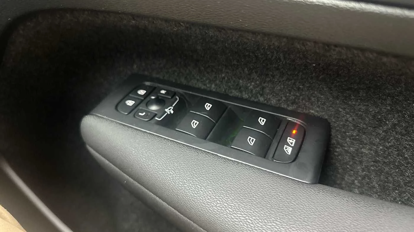 Volvo-XC40-image-21