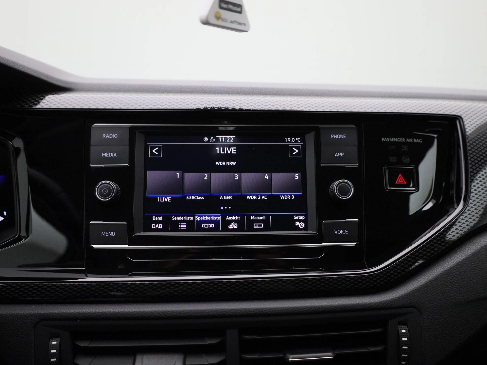 Volkswagen-Polo-image-15