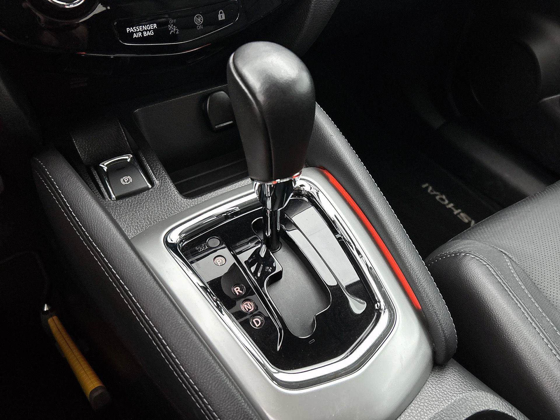 Nissan-QASHQAI-image-30