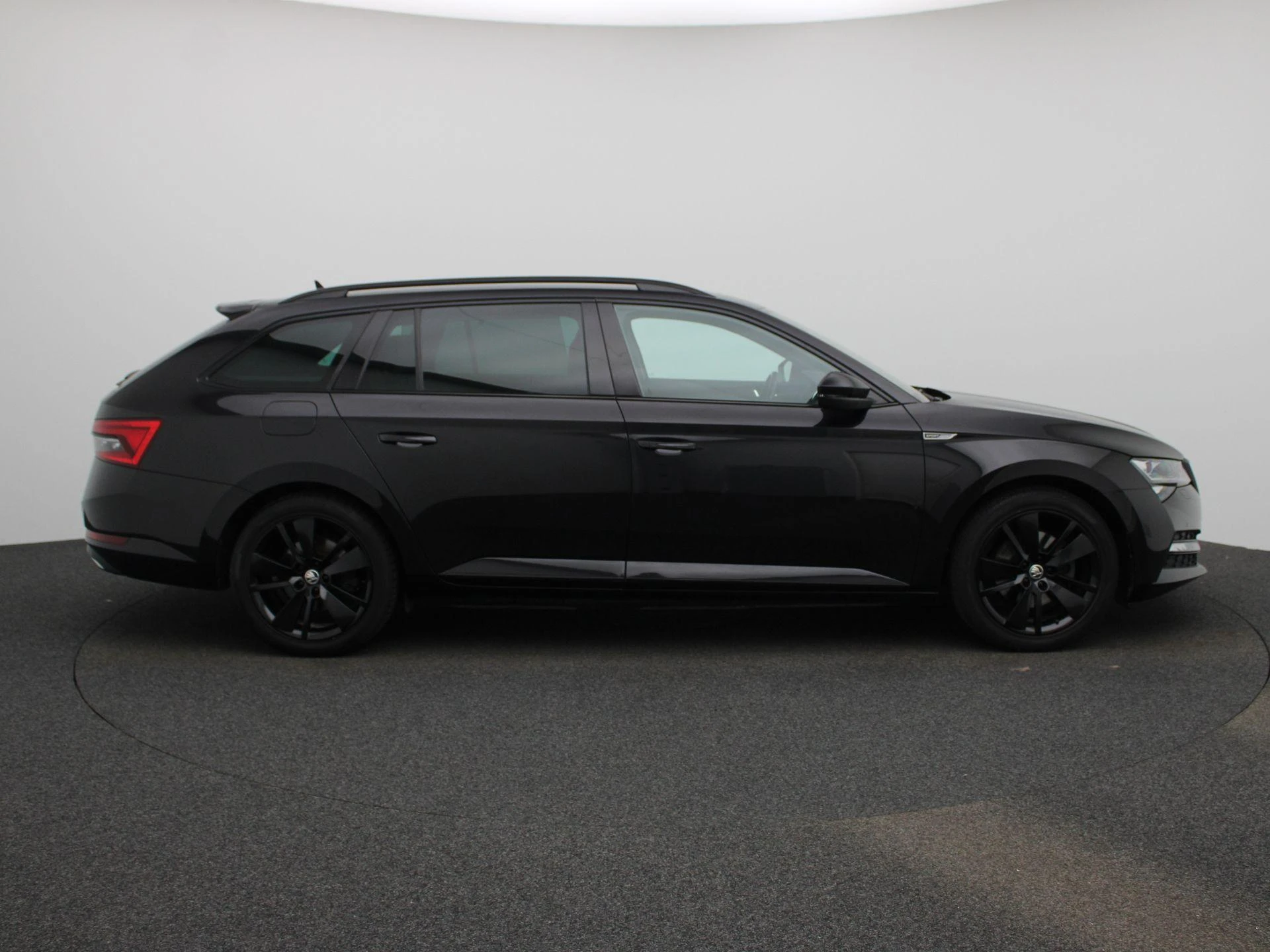 Škoda Superb Combi 1.4 TSI iV Sportline Business