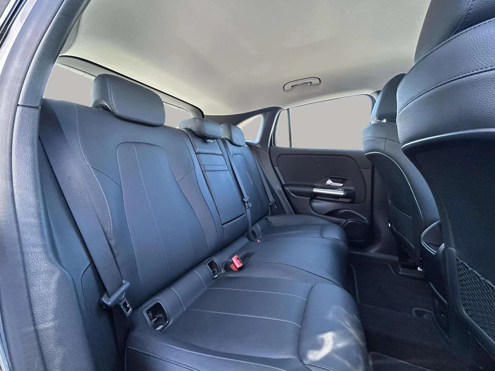 Mercedes-Benz-EQA-image-15