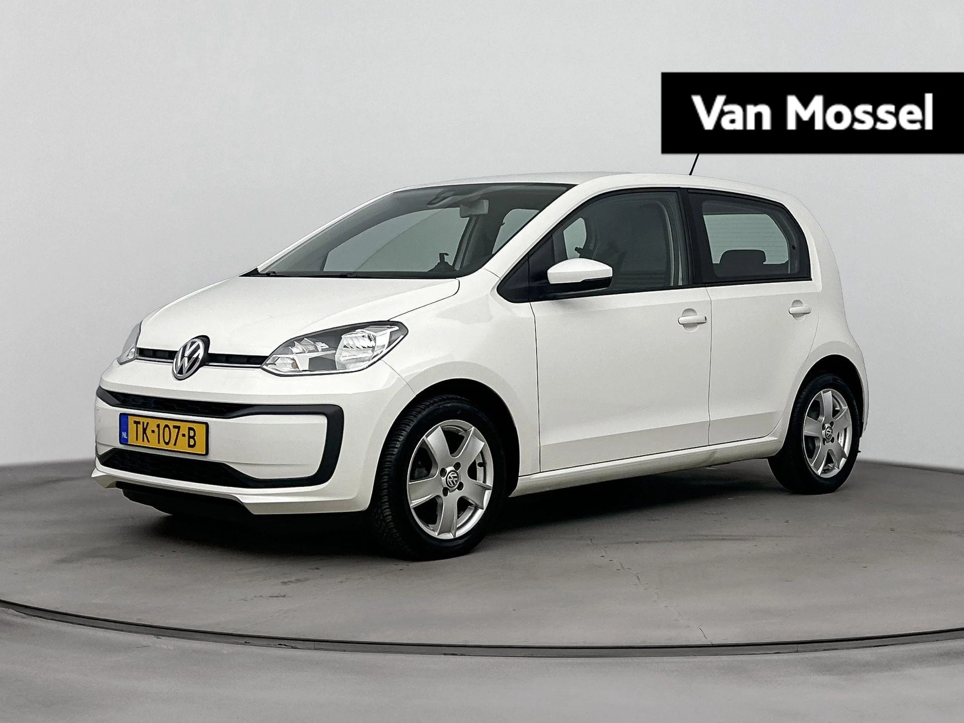 Volkswagen-up!-image-0