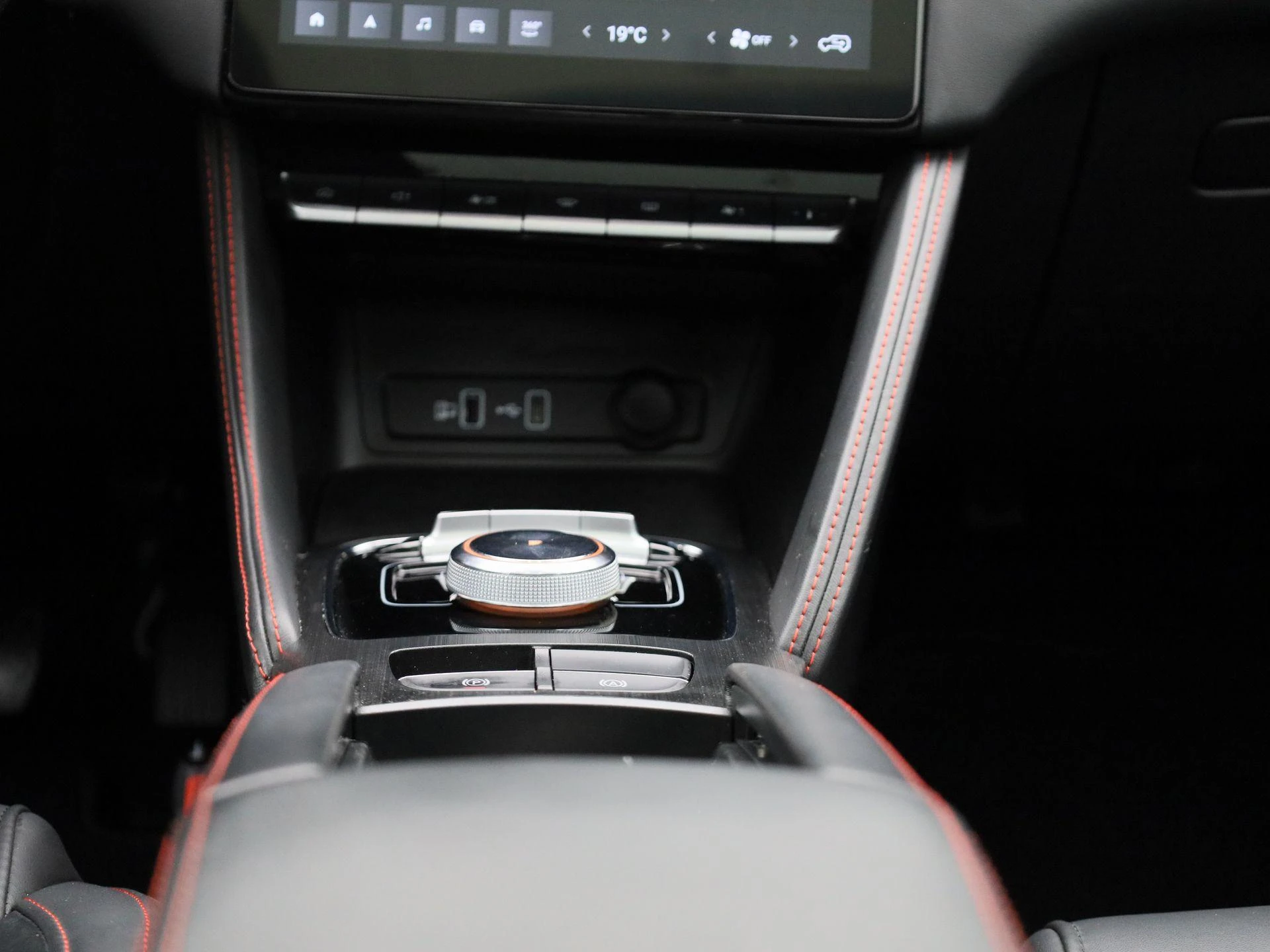 MG-ZS EV-image-9