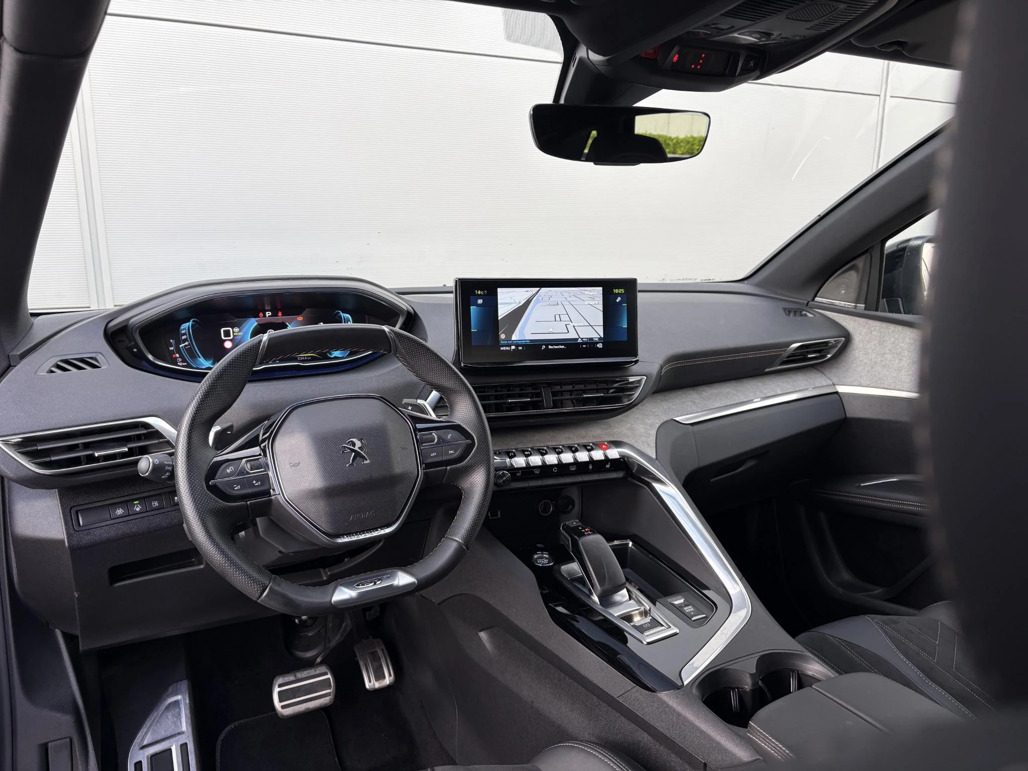 Peugeot 3008 1.6 HYbrid 225 GT