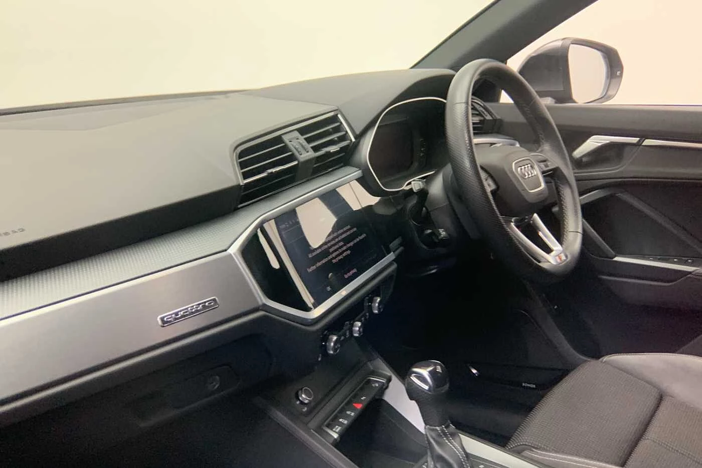 Audi-Q3-image-11
