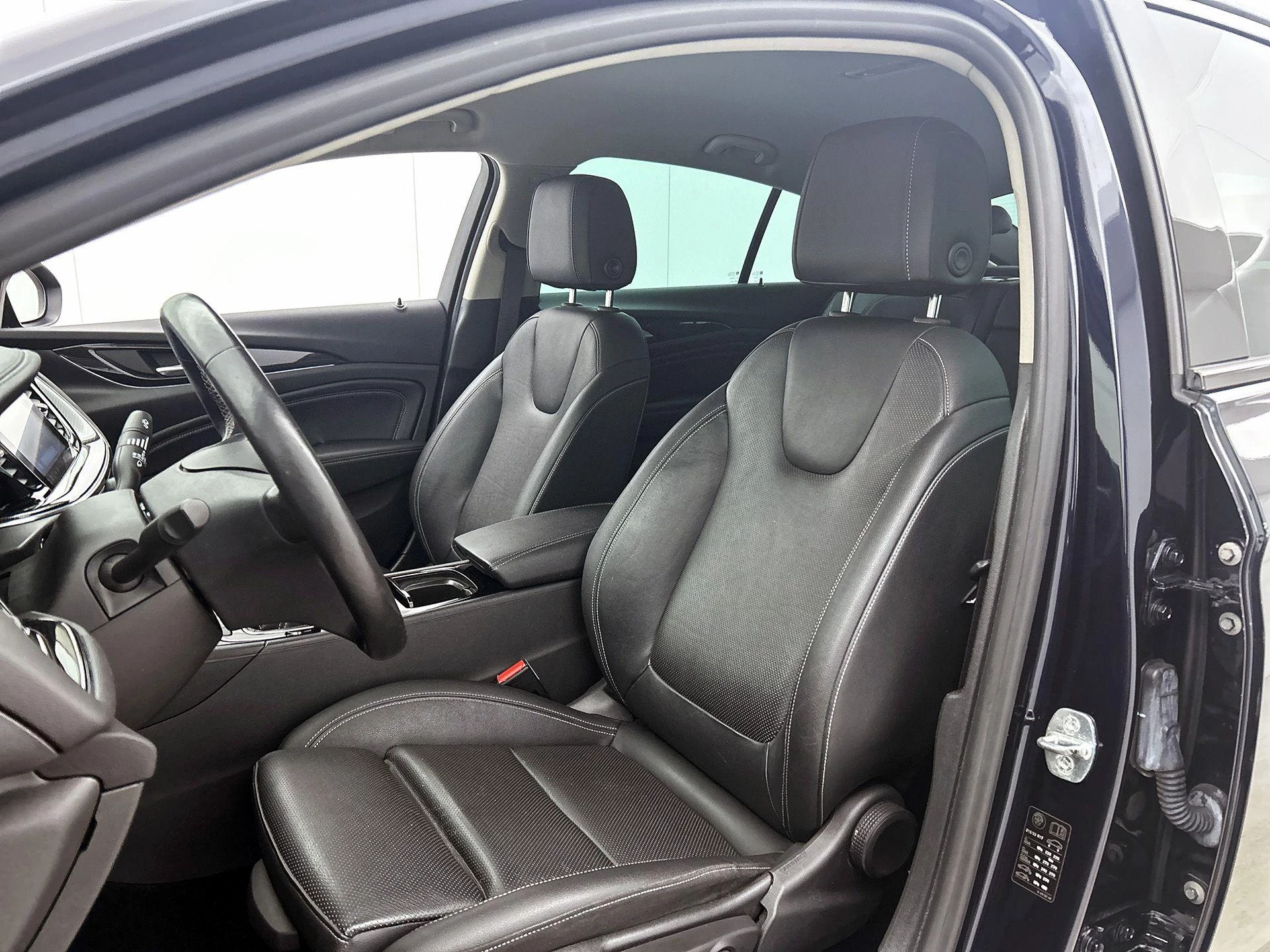 Opel-Insignia-image-42
