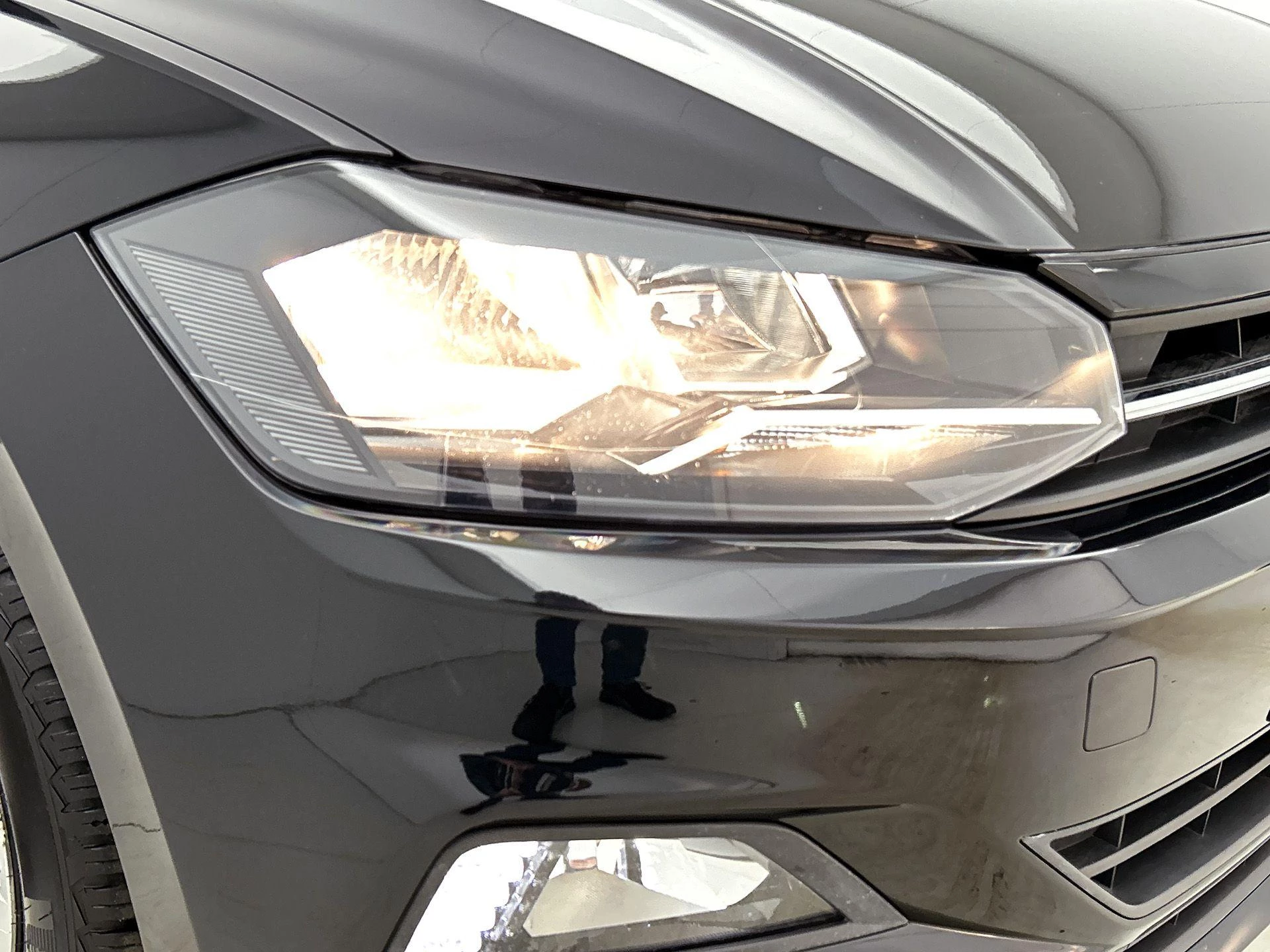 Volkswagen-Polo-image-14