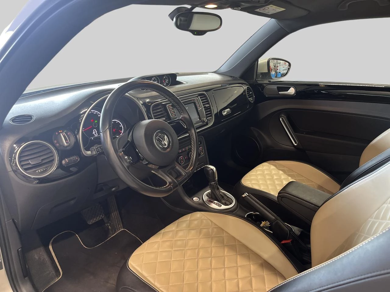 Volkswagen Beetle 1.4 TSi BMT Design DSG