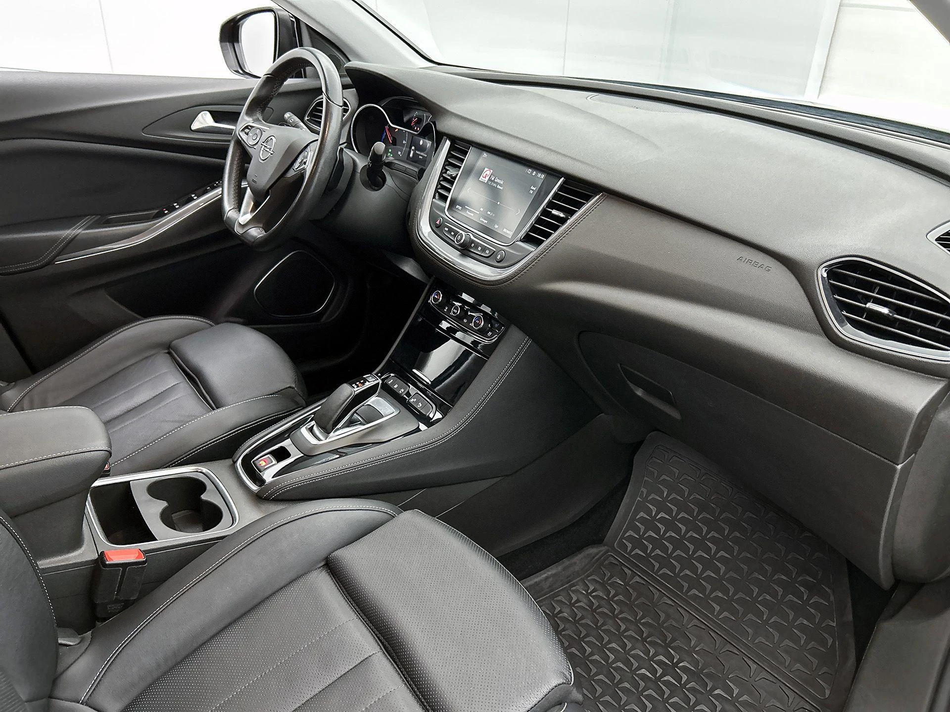 Opel-Grandland X-image-19
