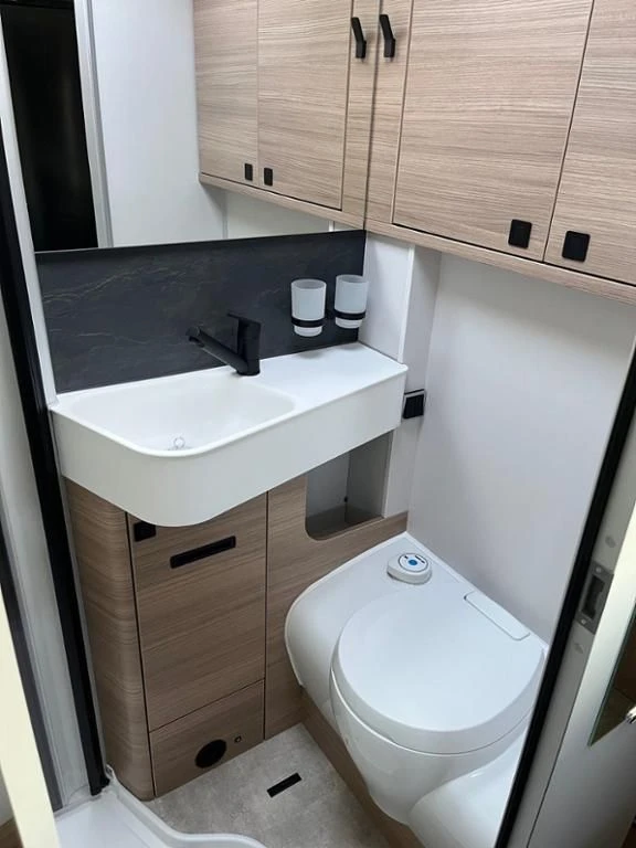 Hymer--image-16