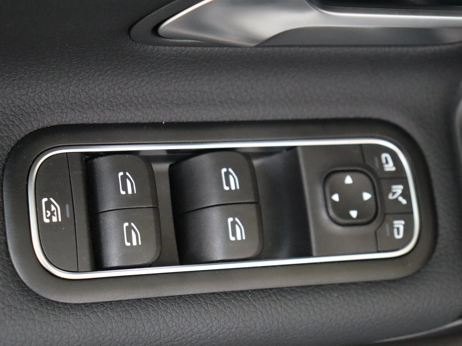 Mercedes-Benz-A-Klasse-image-26