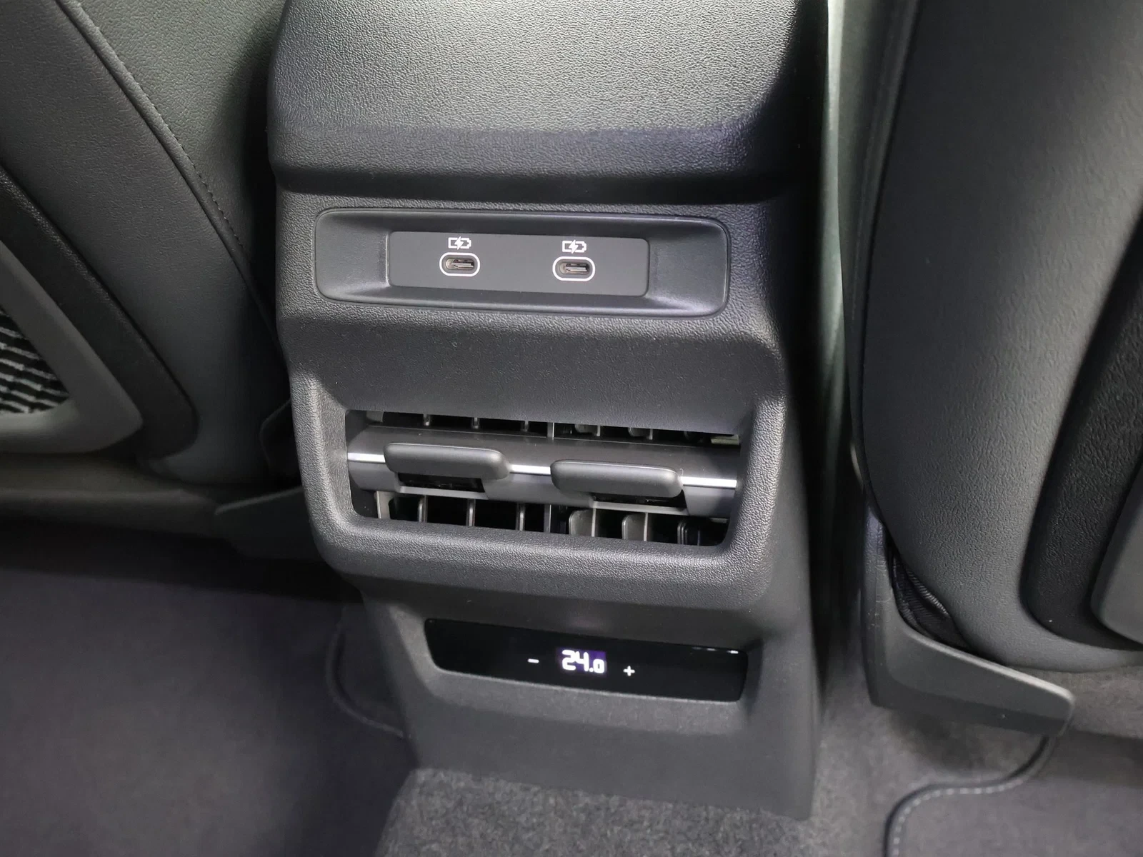 Audi Q3 SUV e-hybrid (PHEV) Audi Q3 SUV Corporate S e-hybrid 272PK *DEMO*