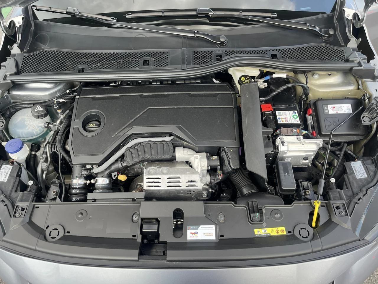 Peugeot-208-image-16