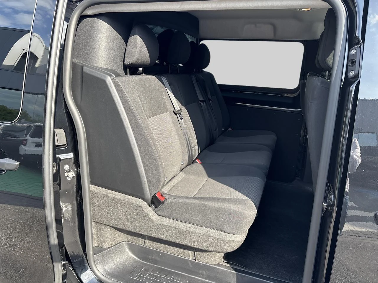 Peugeot-Expert-image-16