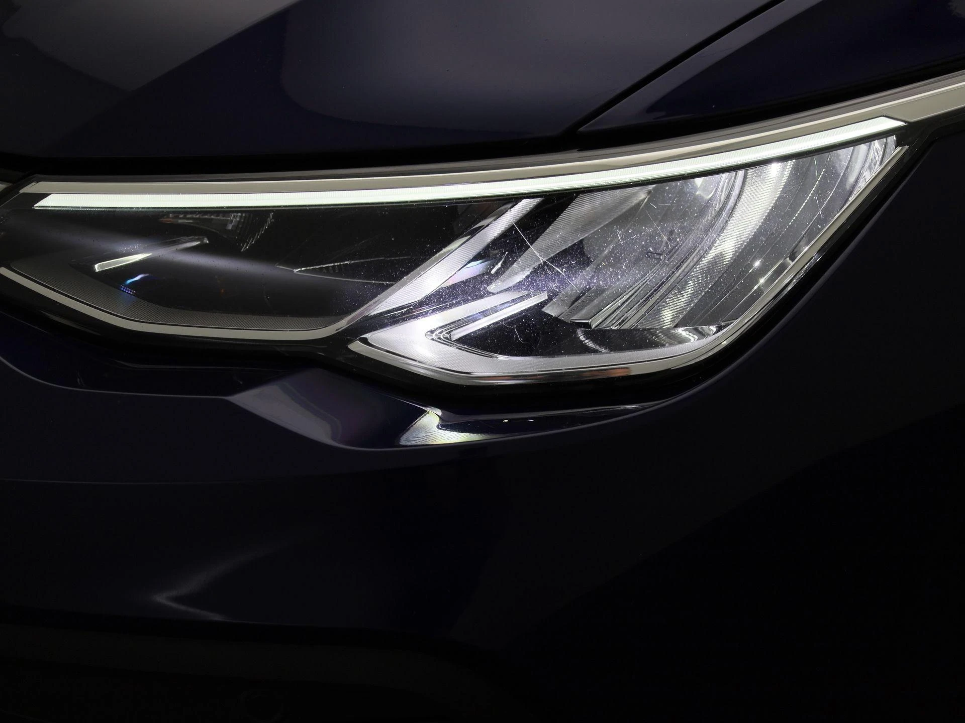 Volkswagen-Golf-image-13