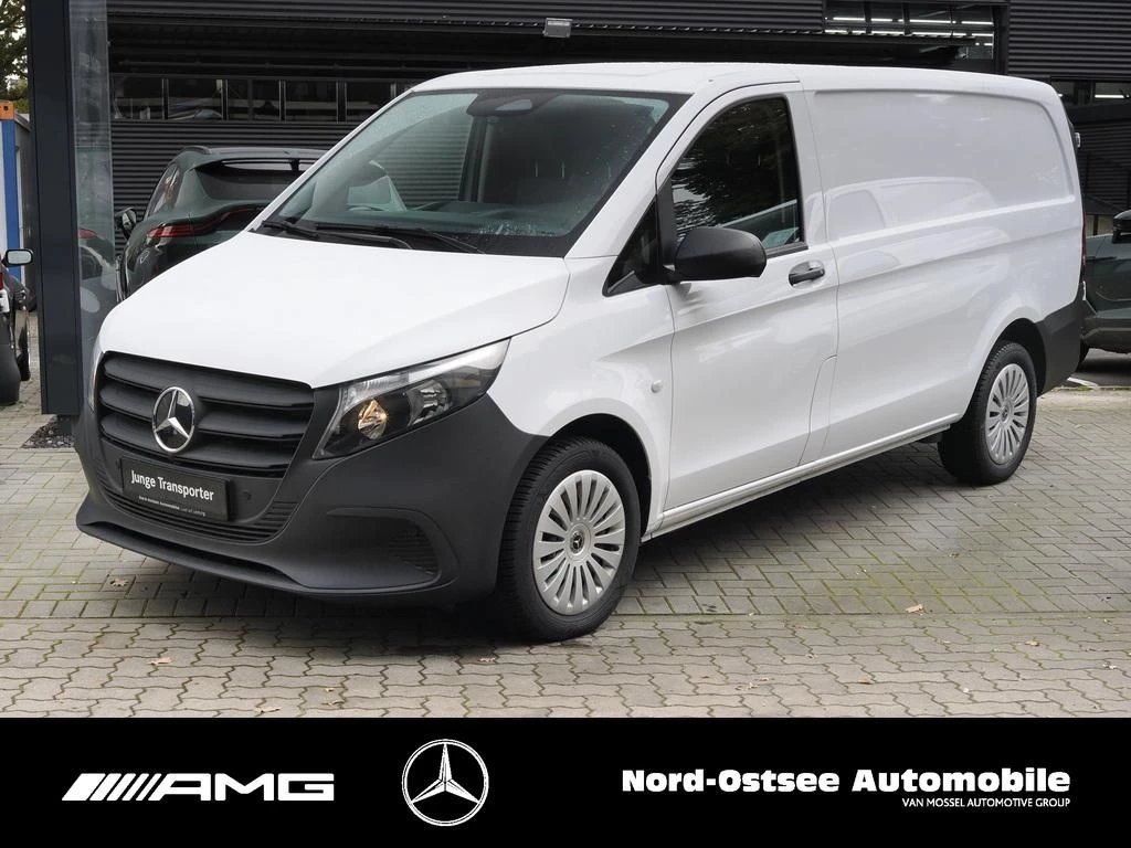 Mercedes-Benz-Vito-image-4