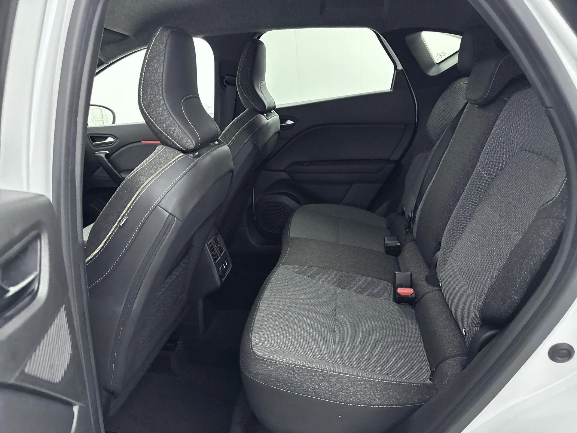 Renault-Captur-image-23