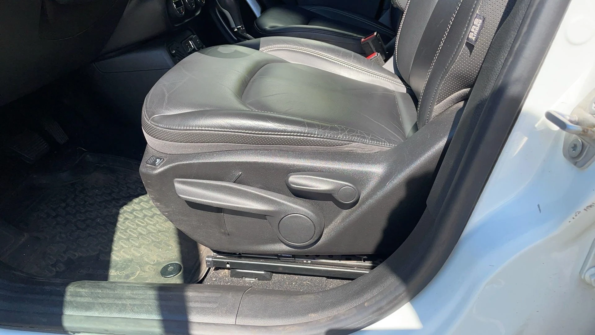 Jeep-Renegade-image-9
