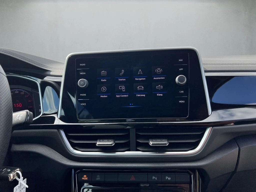 Volkswagen-T-Roc-image-9