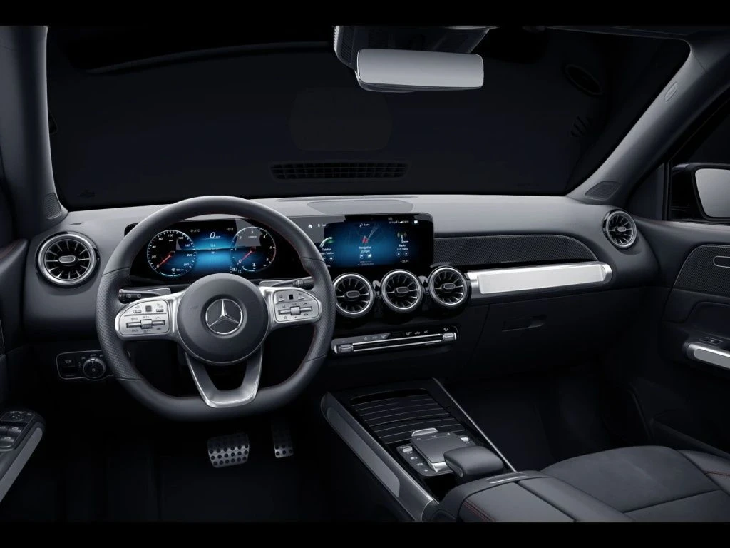 Mercedes-Benz-GLB 220 d-image-8