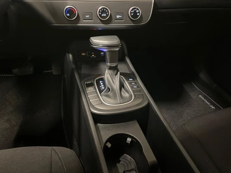 Hyundai-Kona-image-8