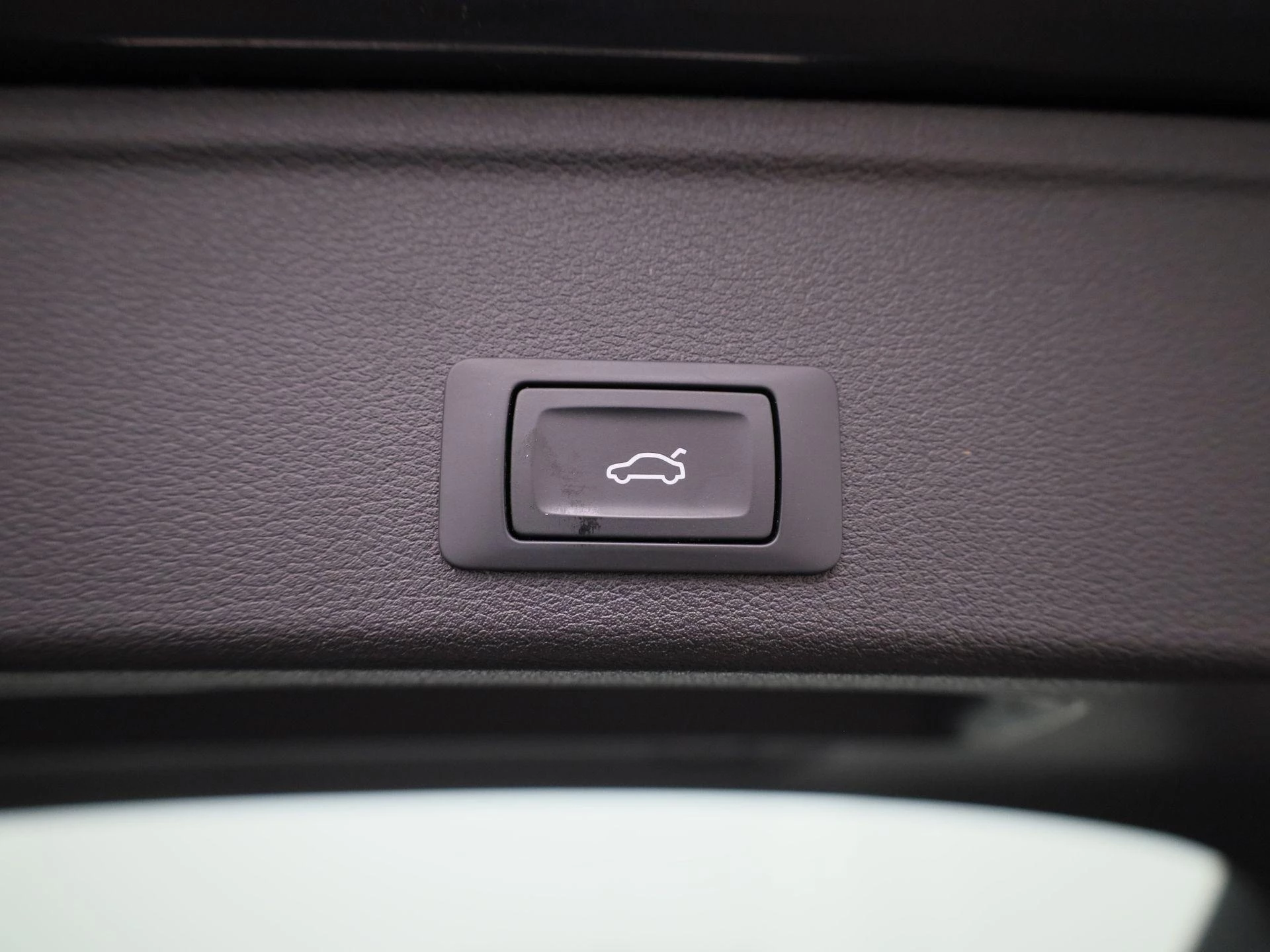 Audi-A4-image-11