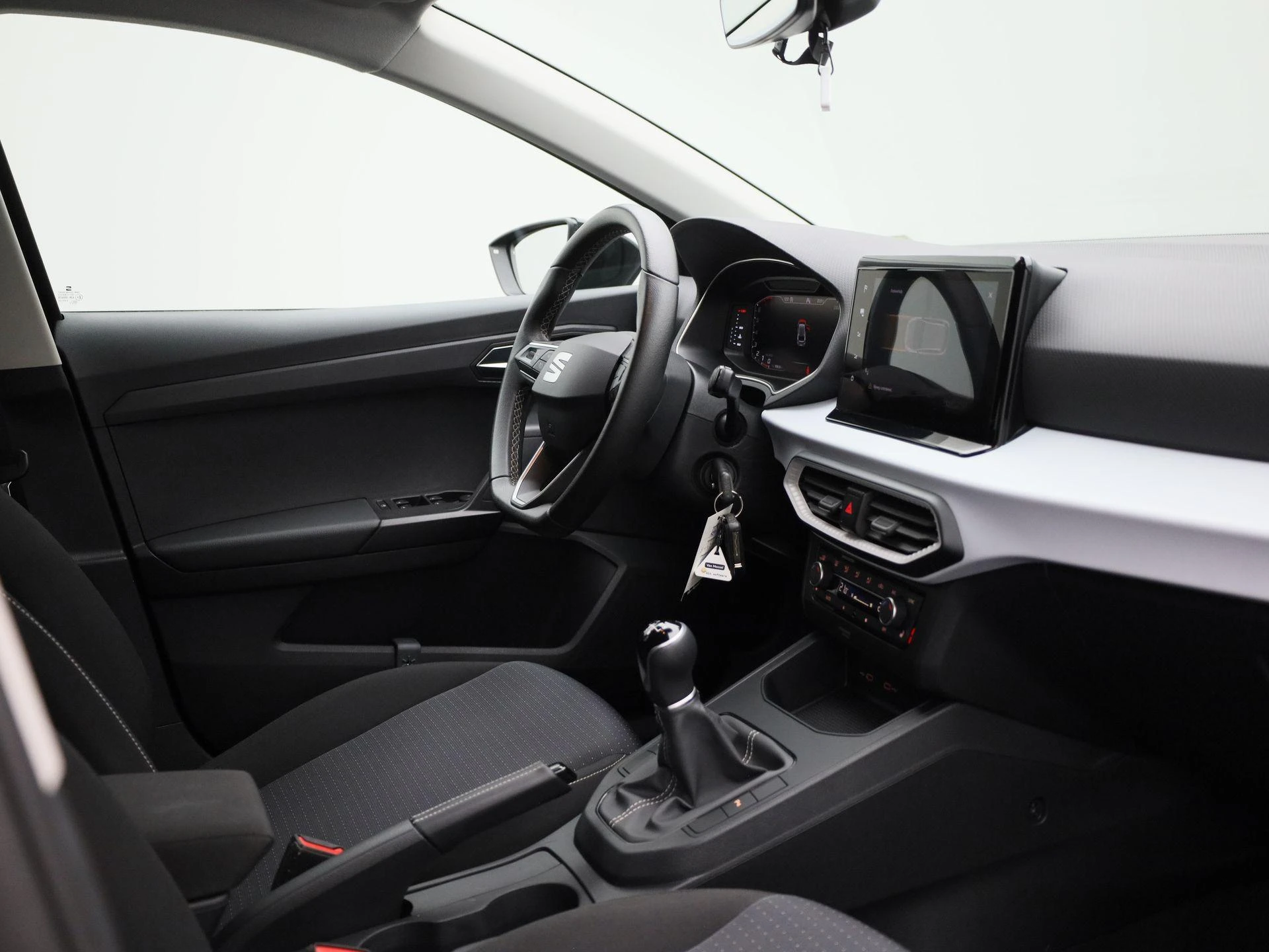 SEAT-Ibiza-image-29