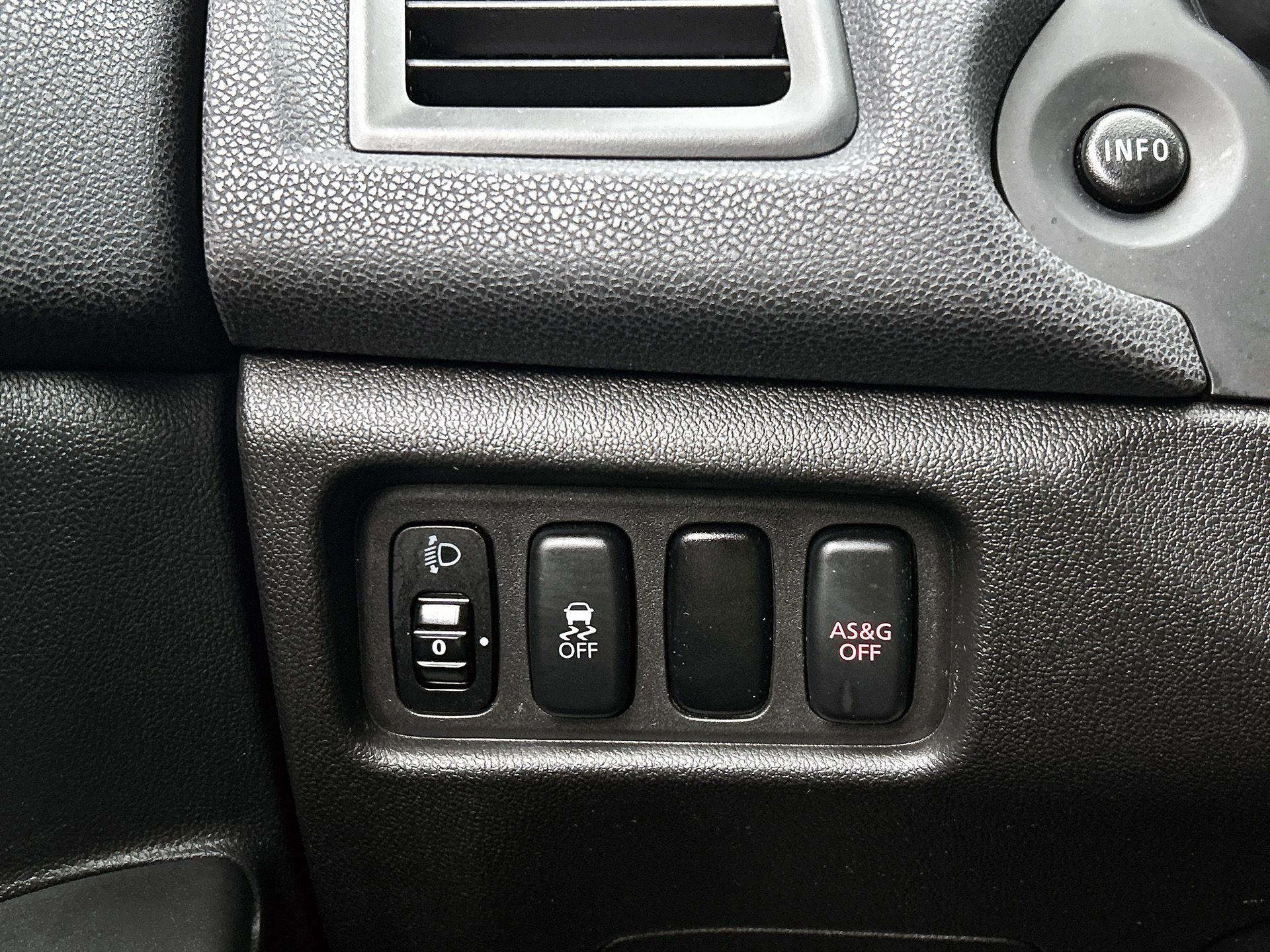 Mitsubishi-ASX-image-23