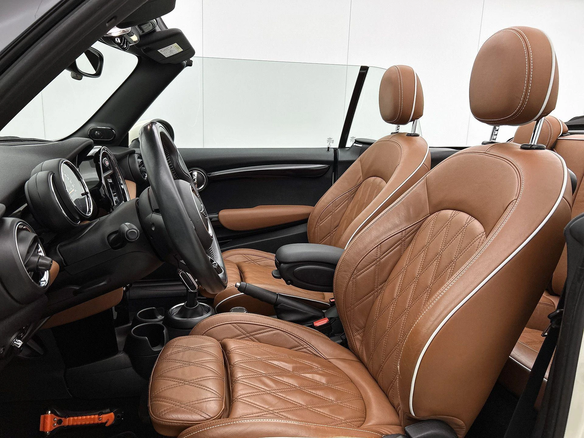 MINI-Cooper Cabrio-image-35