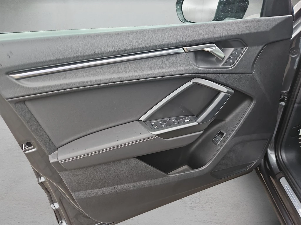 Audi-Q3-image-5