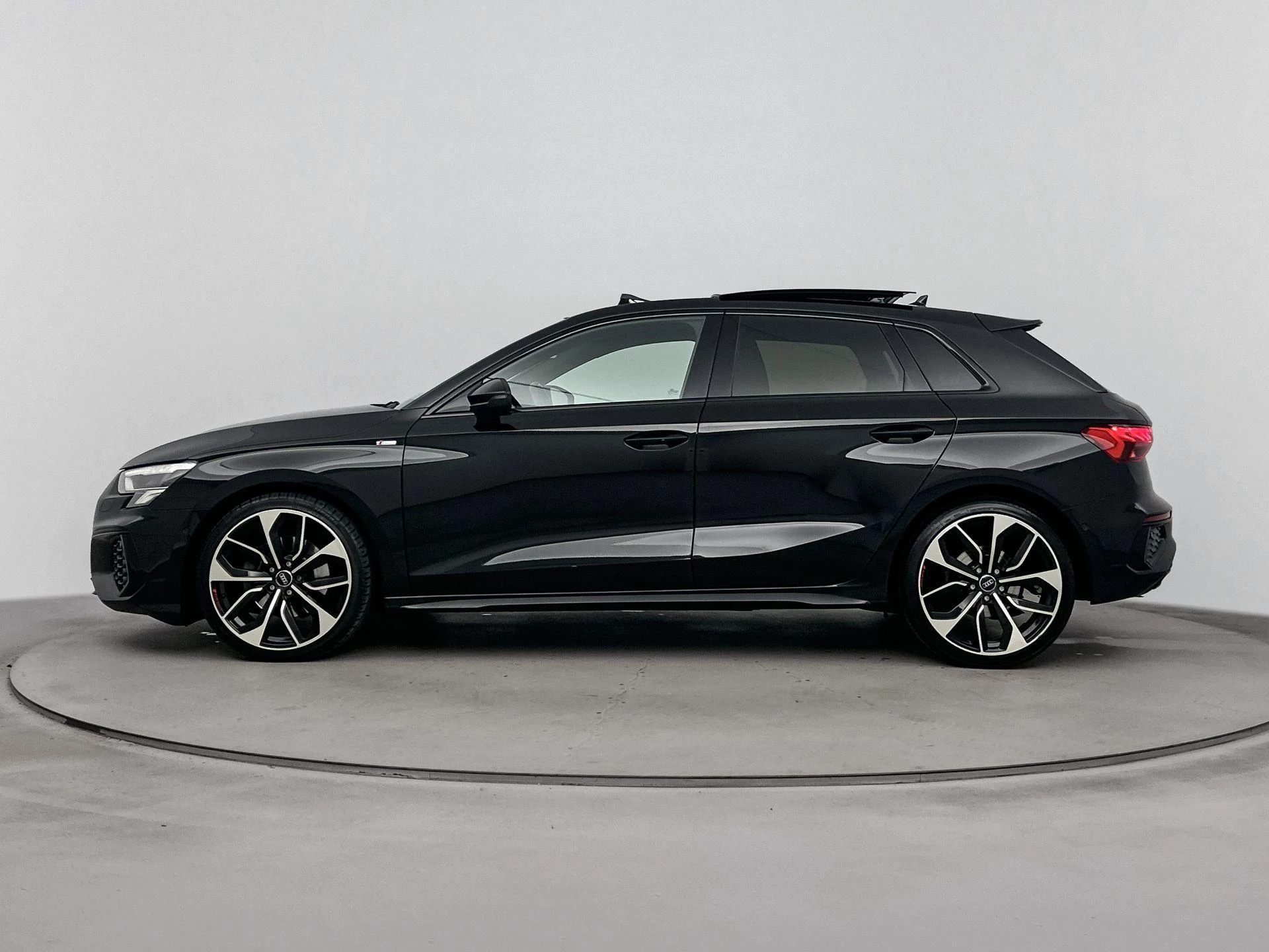 Audi-A3-image-1