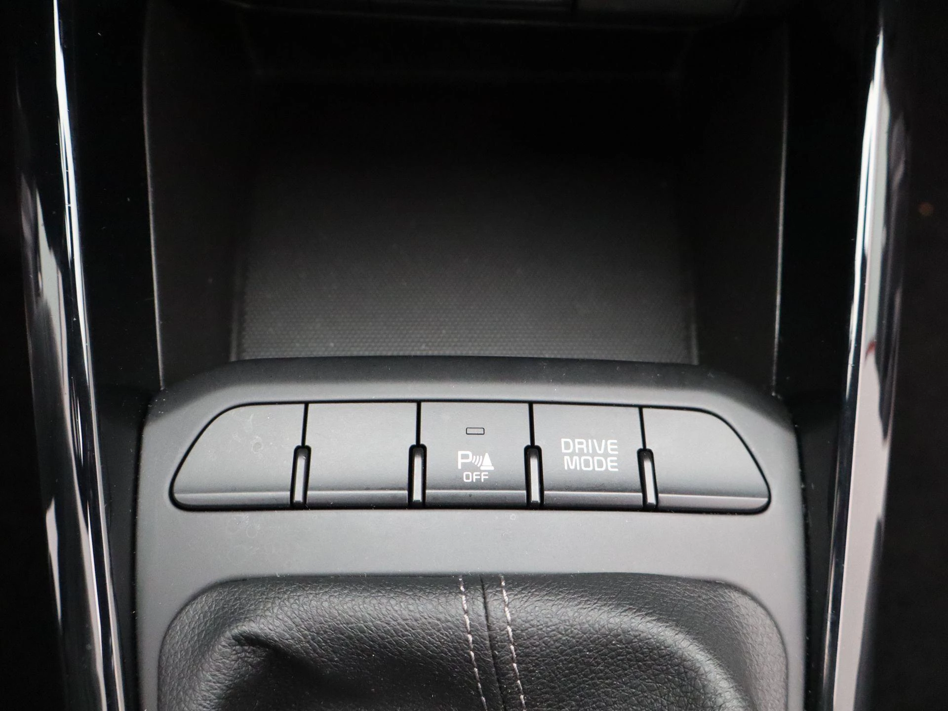 Kia-Stonic-image-18