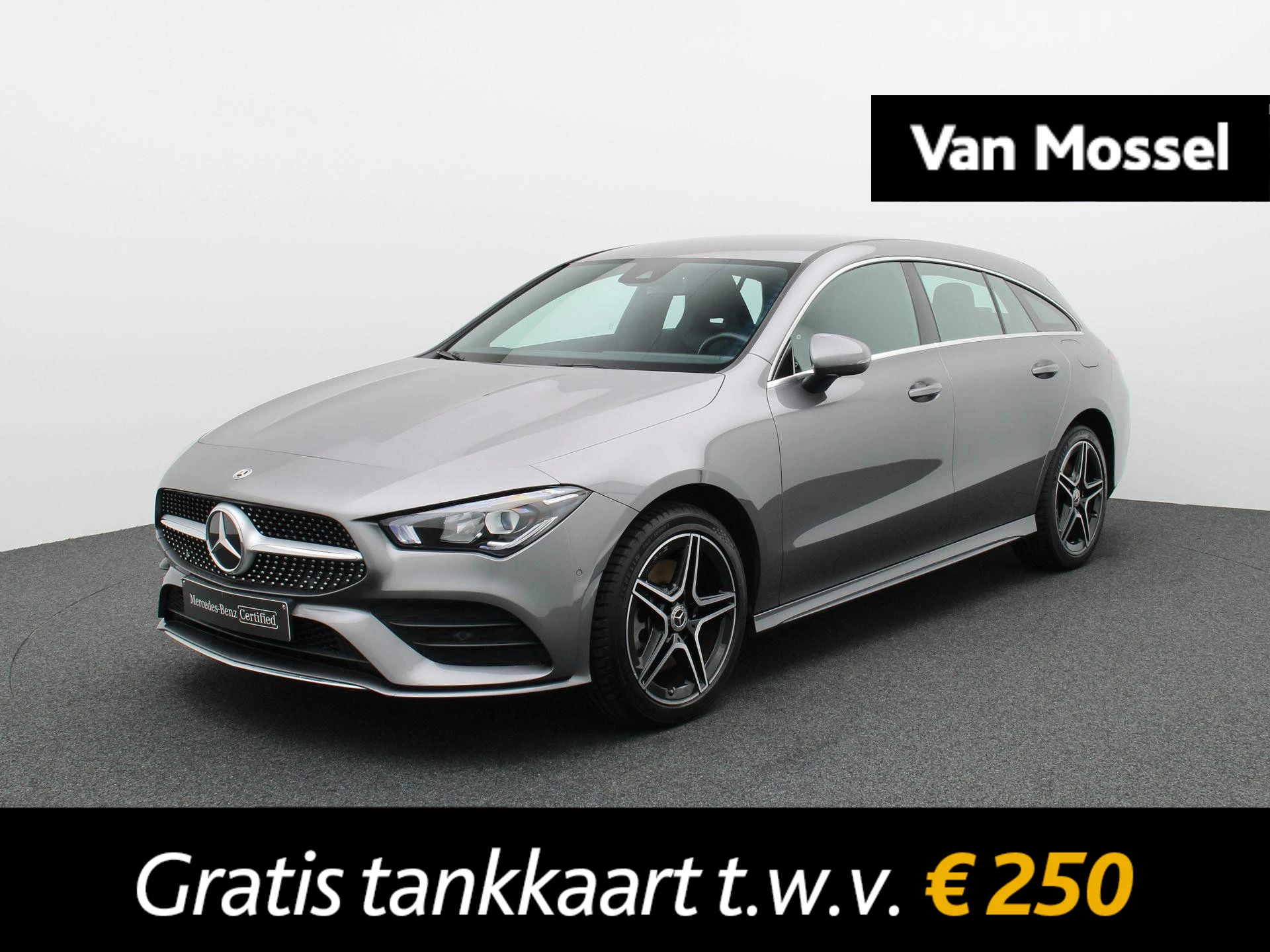 Mercedes-Benz-CLA-image-0