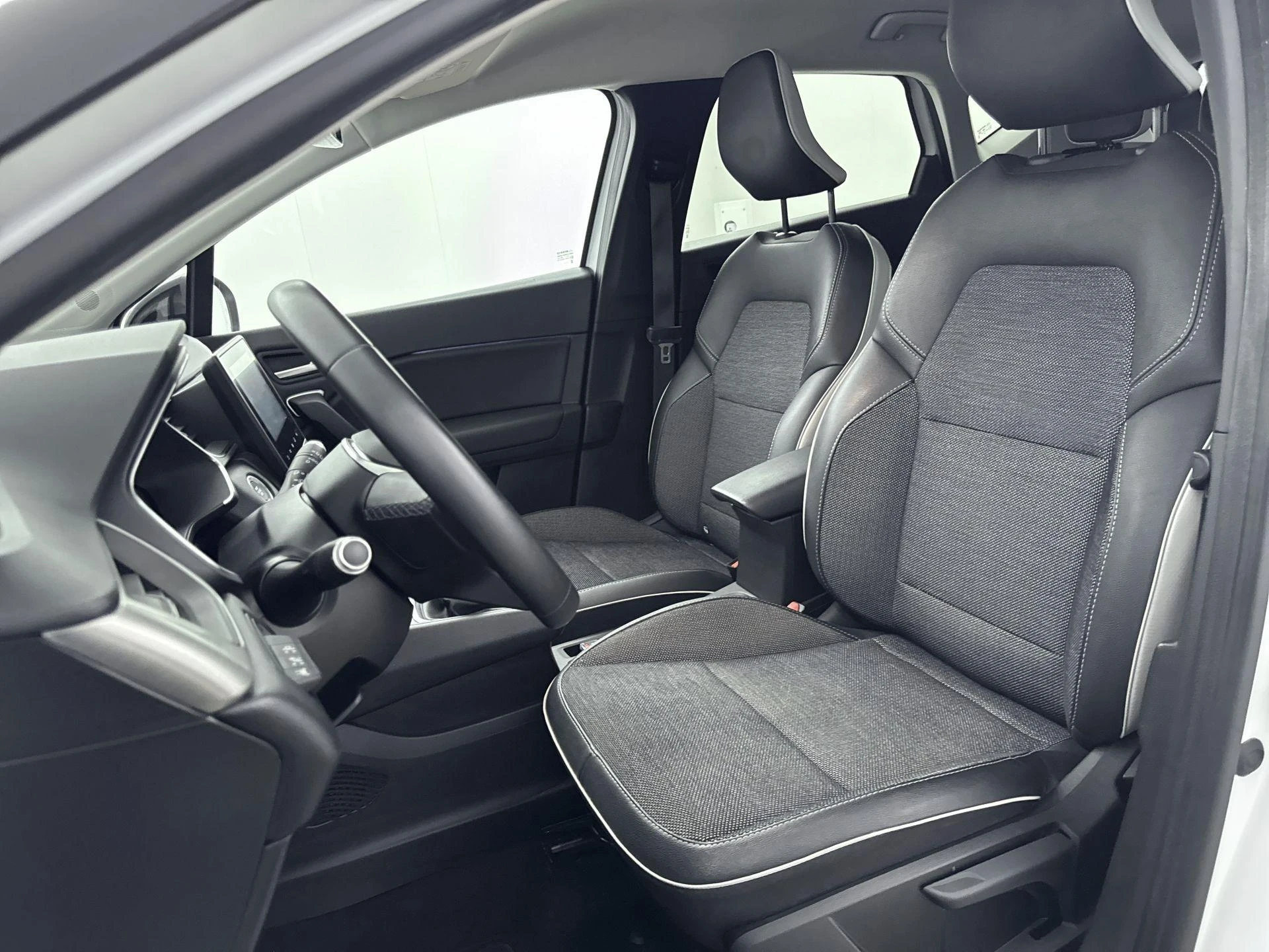 Renault-Captur-image-23