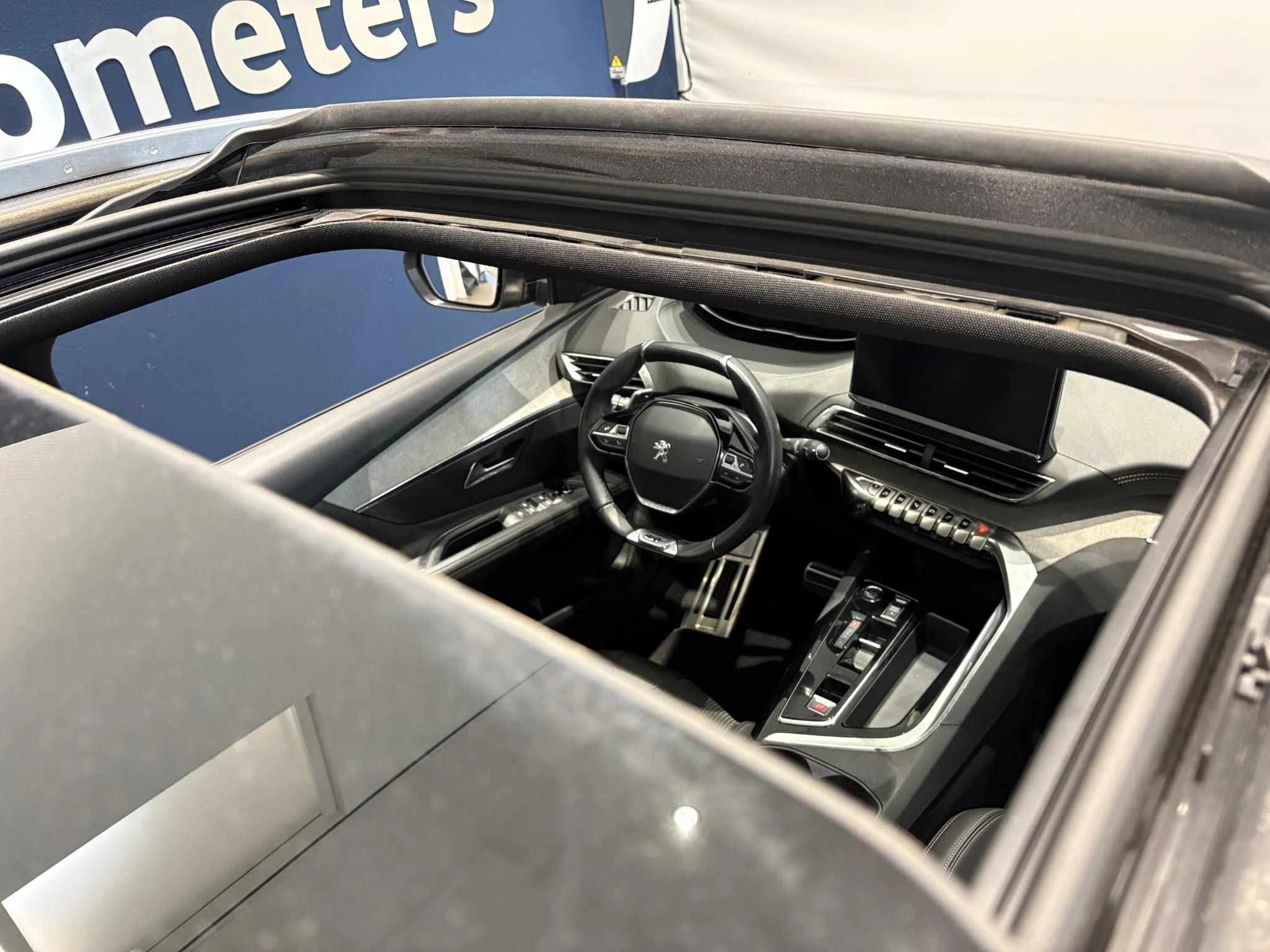 Peugeot 3008 1.6 HYbrid 225 GT
