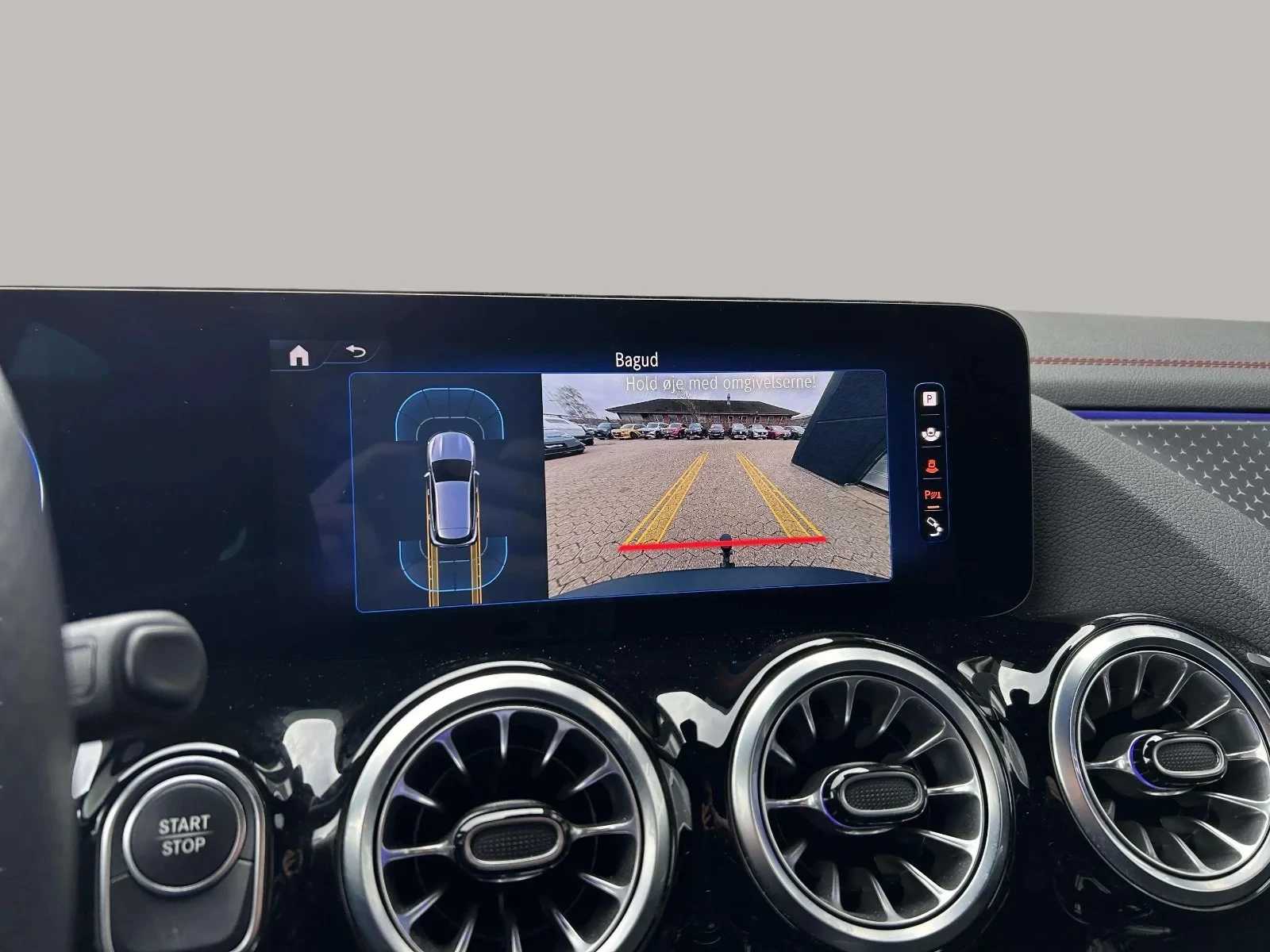 Mercedes-Benz-EQA-image-17