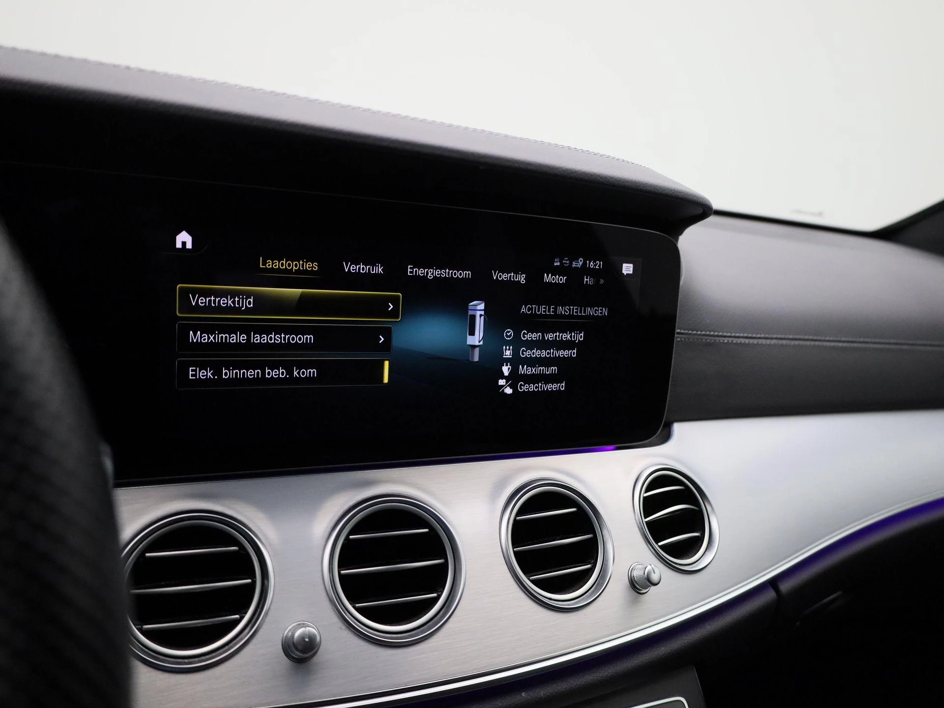 Mercedes-Benz-Classe E-image-26