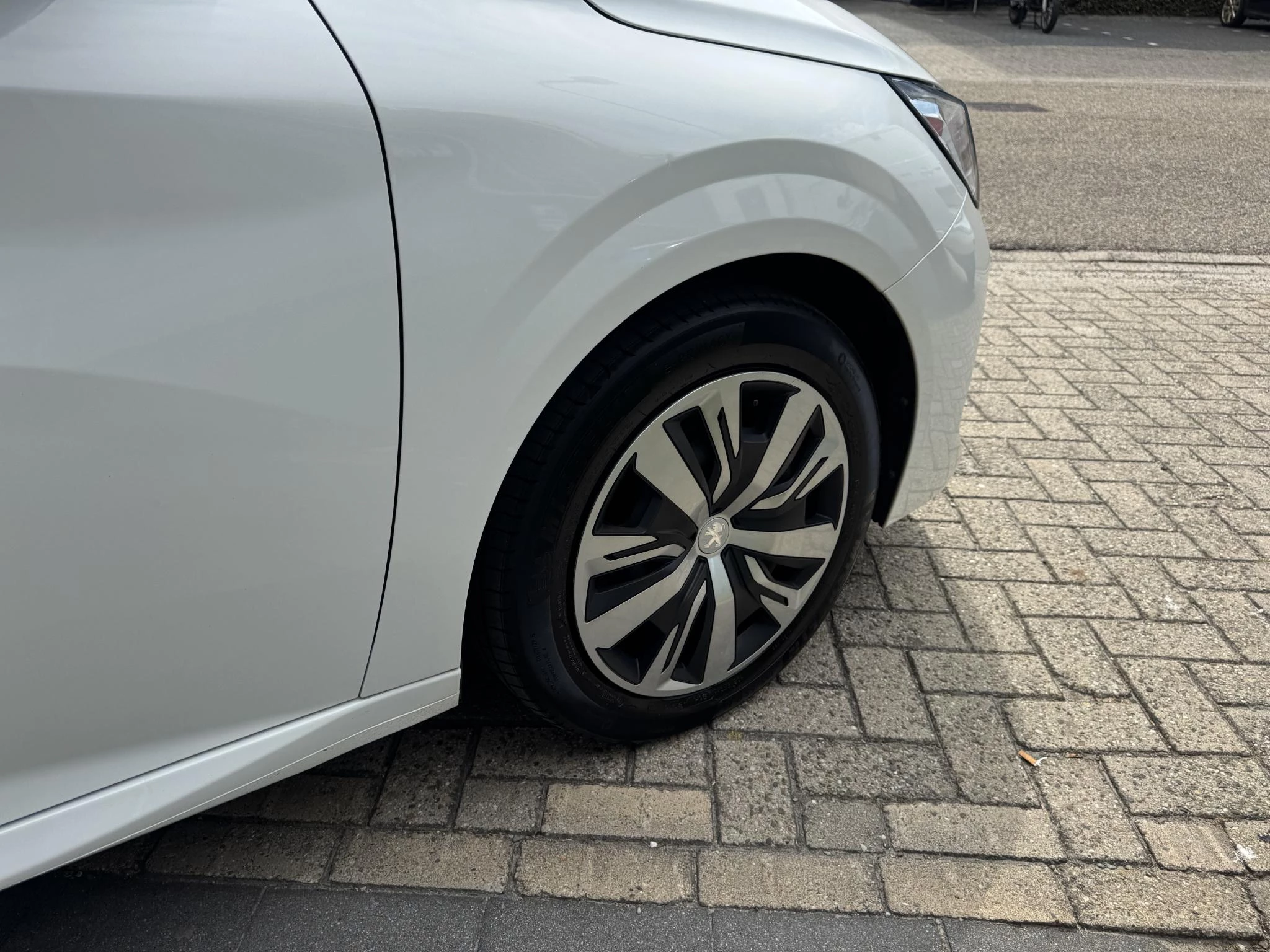 Peugeot 208 1.2 PureTech Active Pack