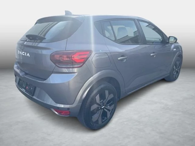 Dacia-Sandero-image-4