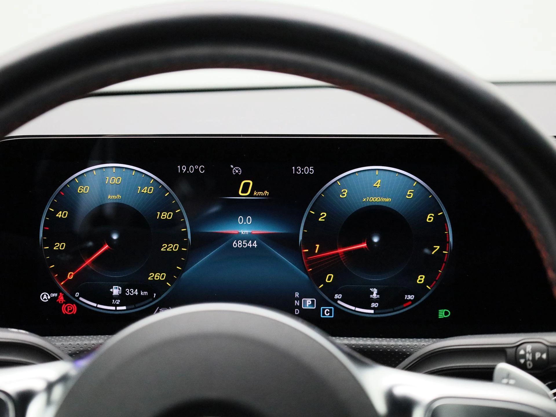 Mercedes-Benz-CLA-image-7