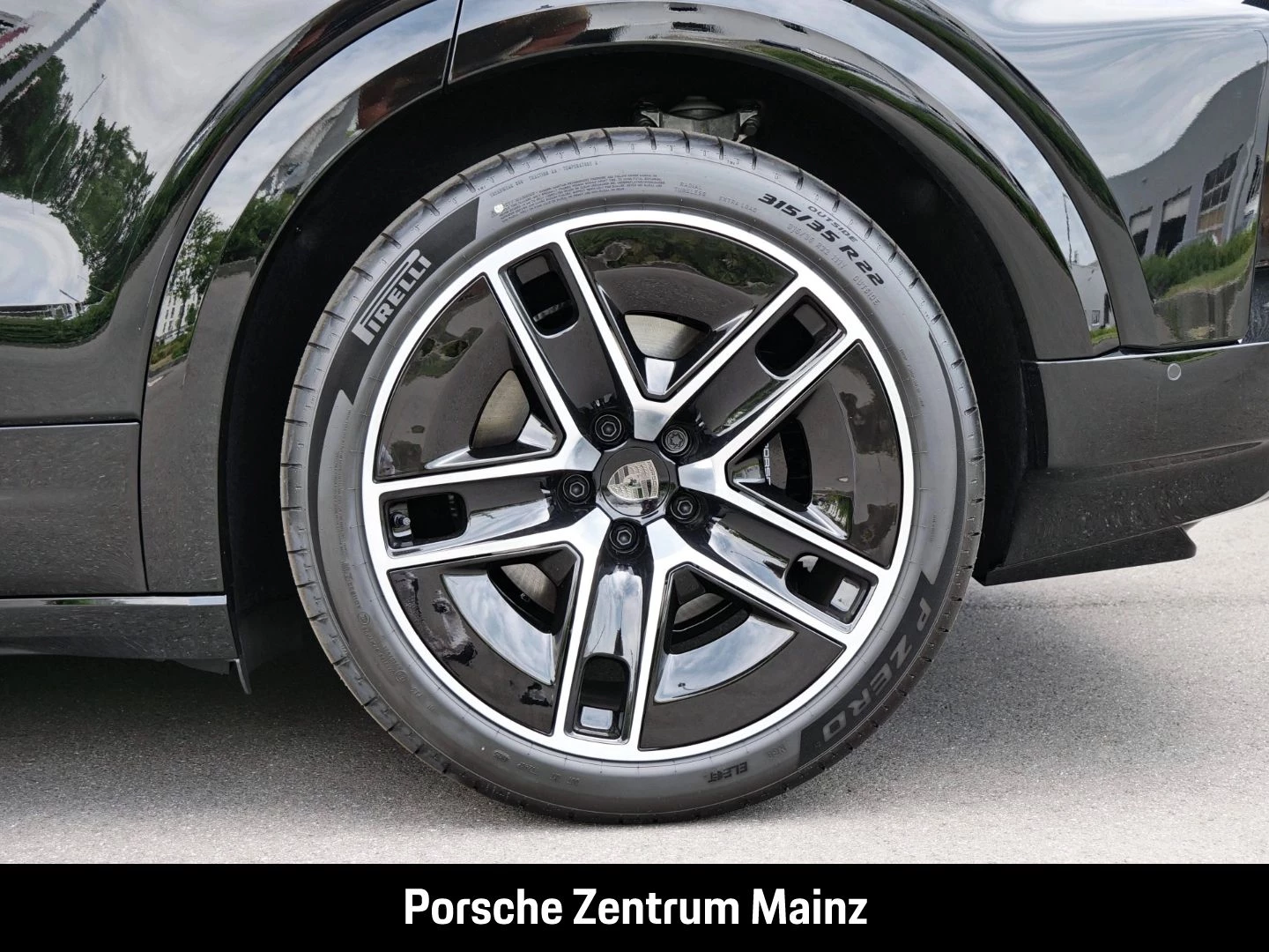 Porsche Cayenne Turbo Electric Active-Ride HA-Lenkung turbo
