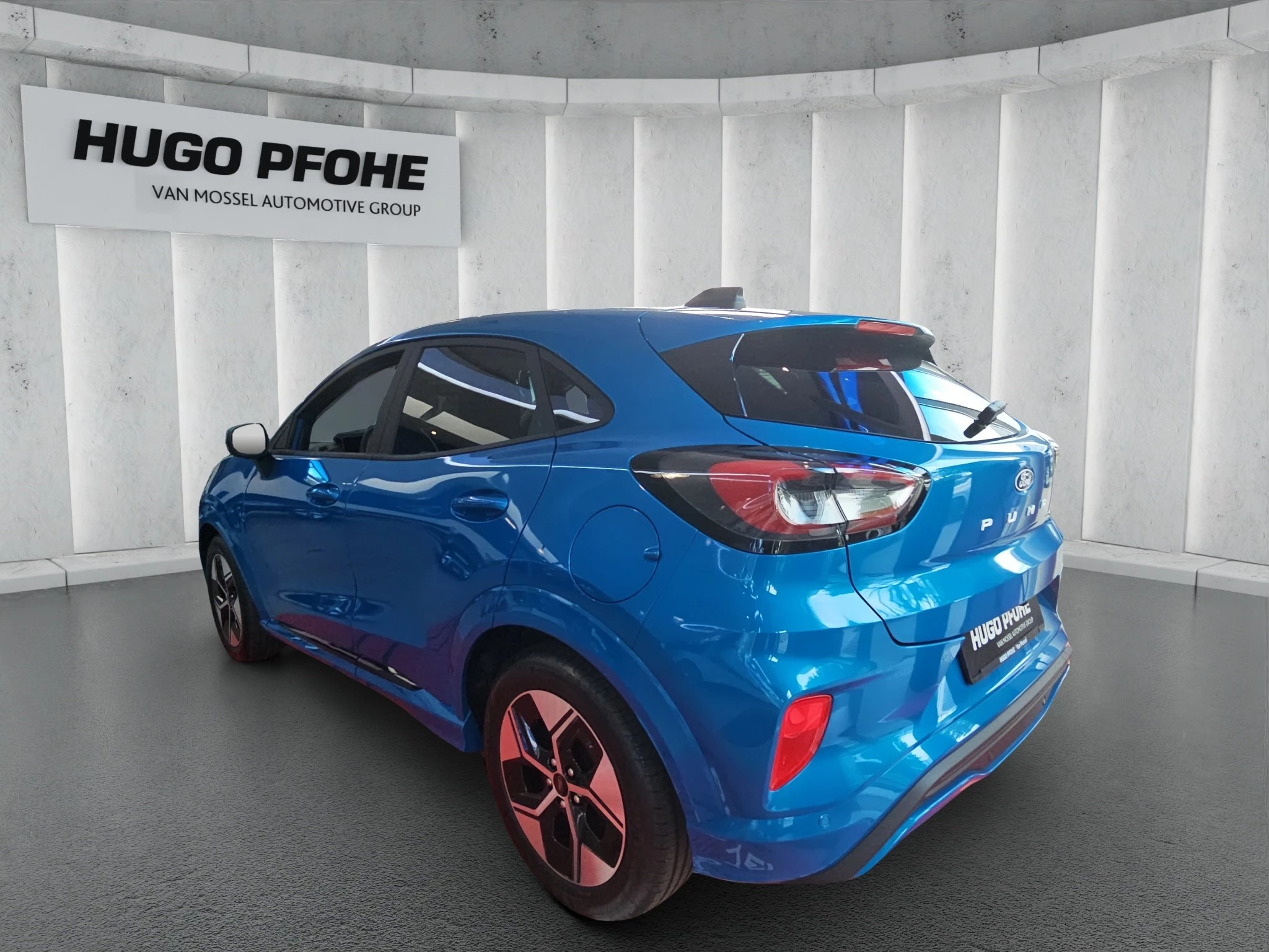 Ford Puma Gen-E 46.8 kWh Sports Utility Vehicle. 124 kW. 5-türig. MJ 2026.75