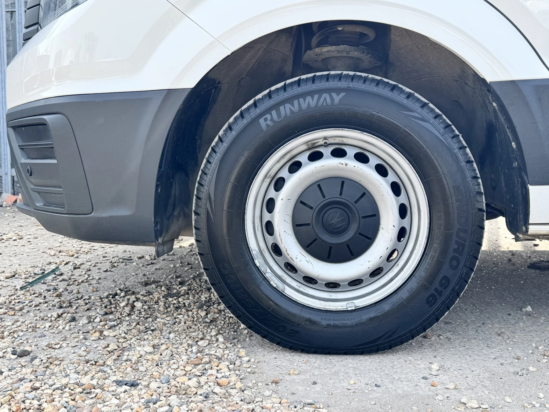 Volkswagen-Crafter-image-4