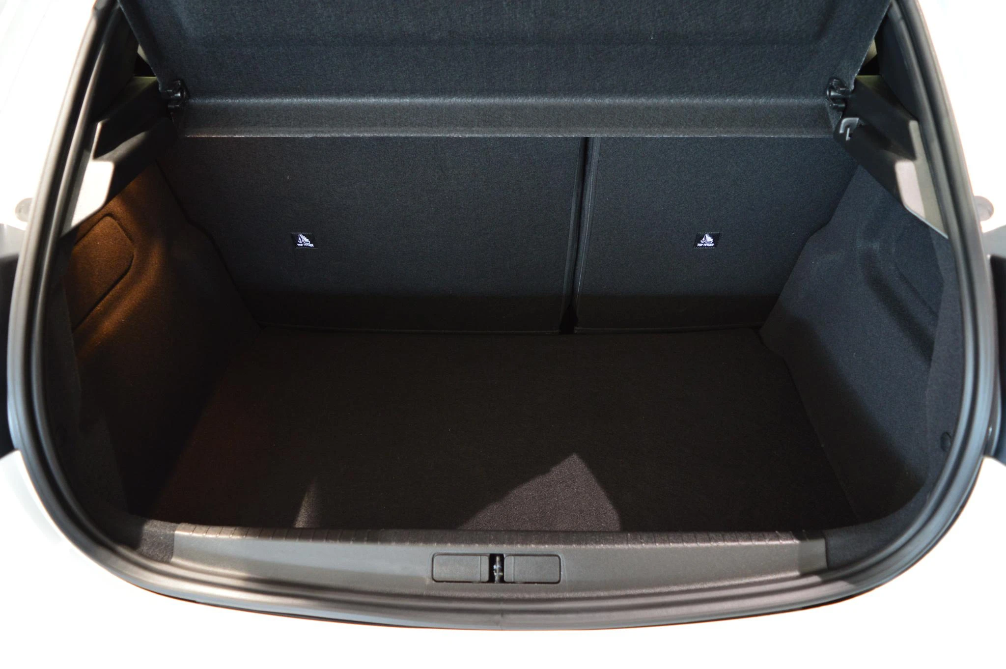 Peugeot-208-image-21