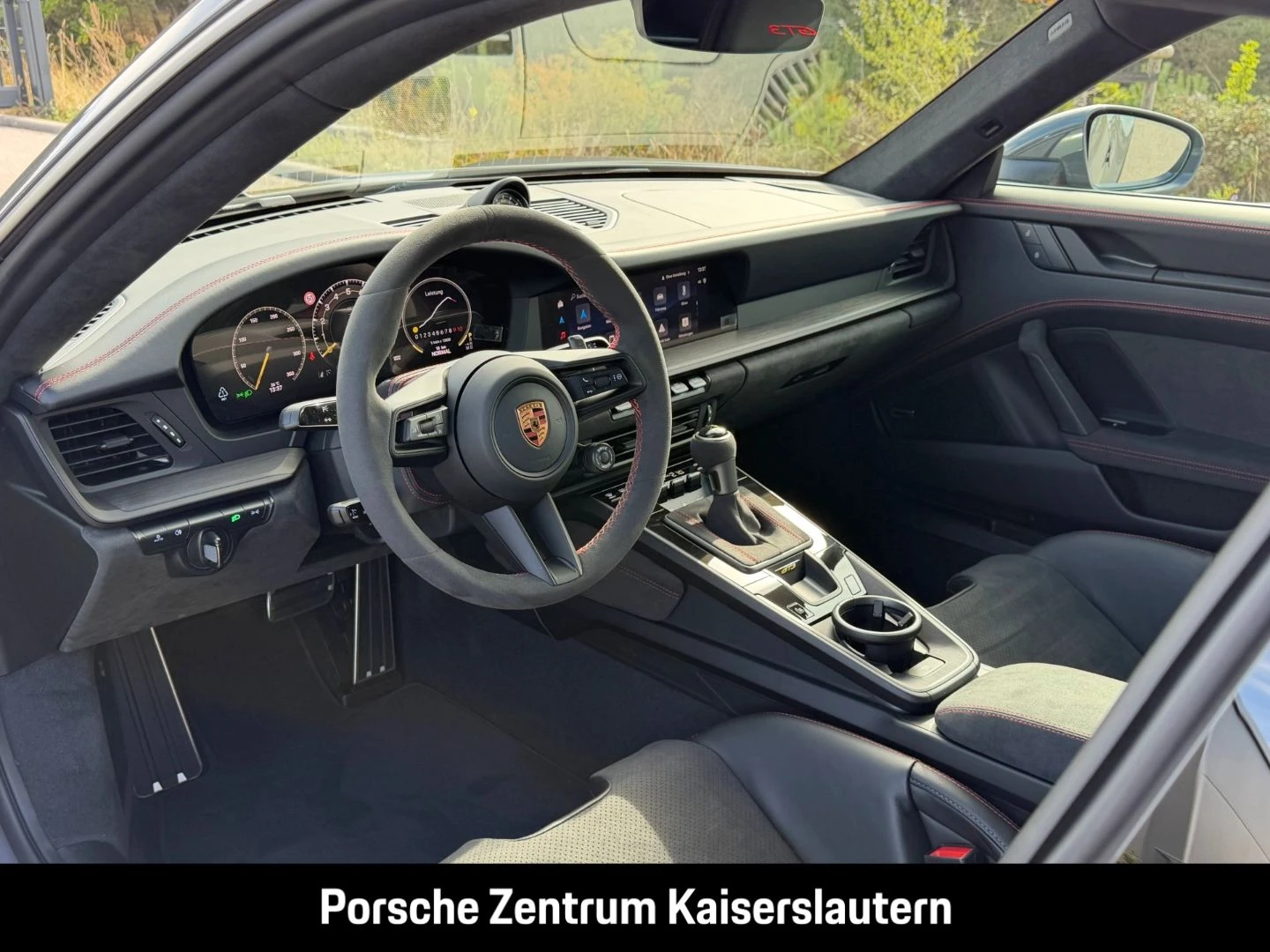 Porsche-911-image-3