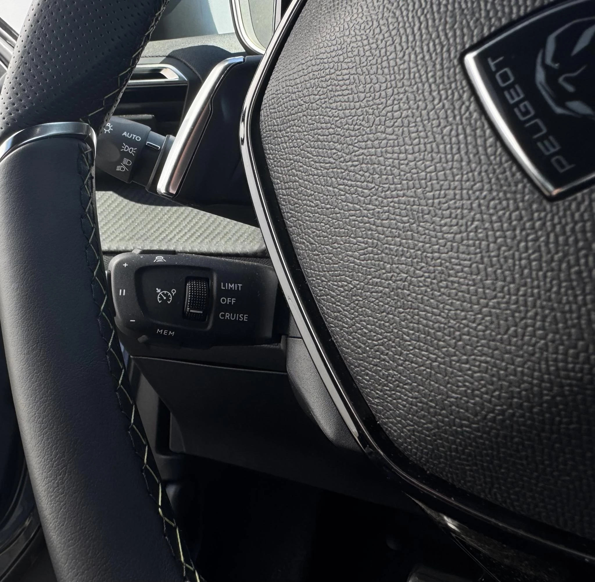 Peugeot-2008-image-16