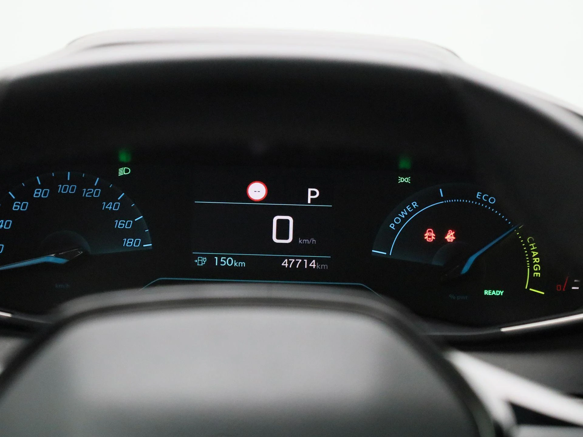 Peugeot-e-208-image-7