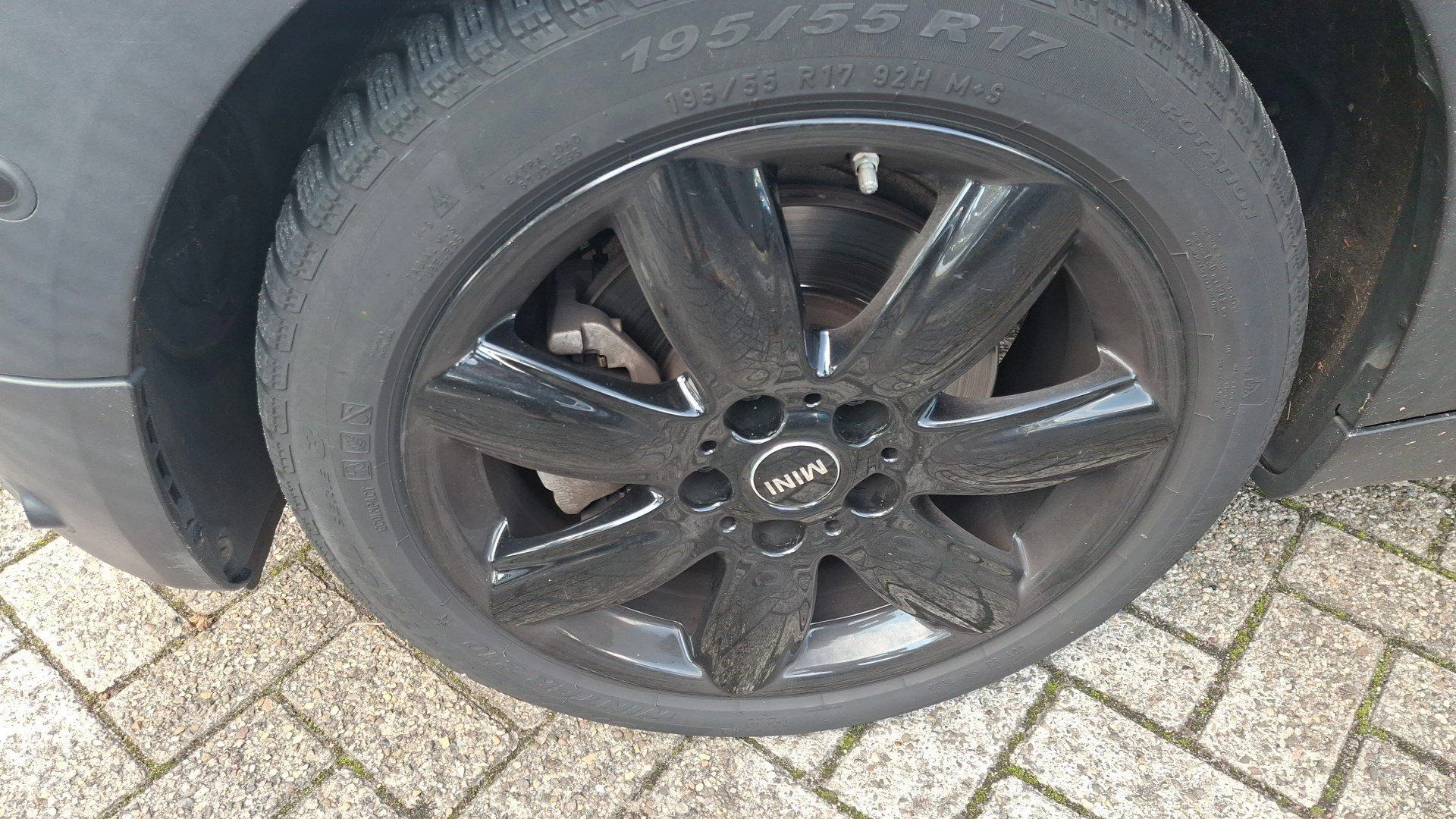 MINI-Clubman-image-11